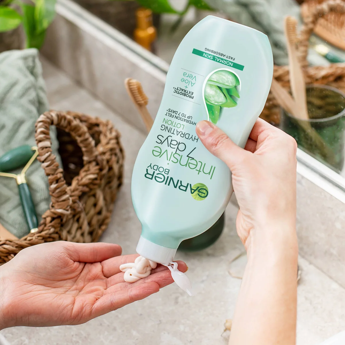 Garnier Intensive 7 Days Aloe Vera Probiotic Extract Bodylotion fr Normale Haut 400 ml | LOOKFANTASTIC Garnier Intensive 7 Days Aloe Vera Probiotic Extract Bodylotion fr Normale Haut 400 ml | LOOKFANTASTIC