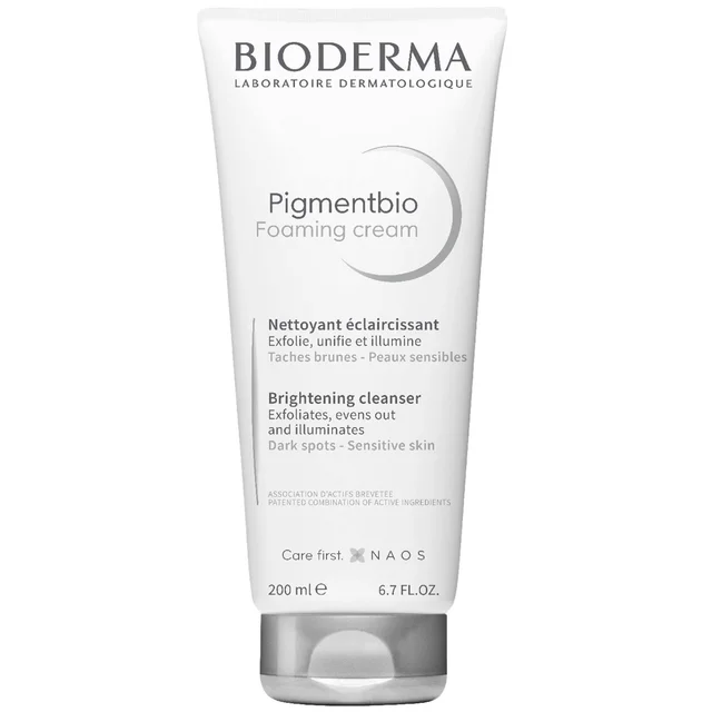 Bioderma Pigmentbio Aufhellendes und Peelendes Reinigungswasser Gegen Dunkle Flecken 200 ml